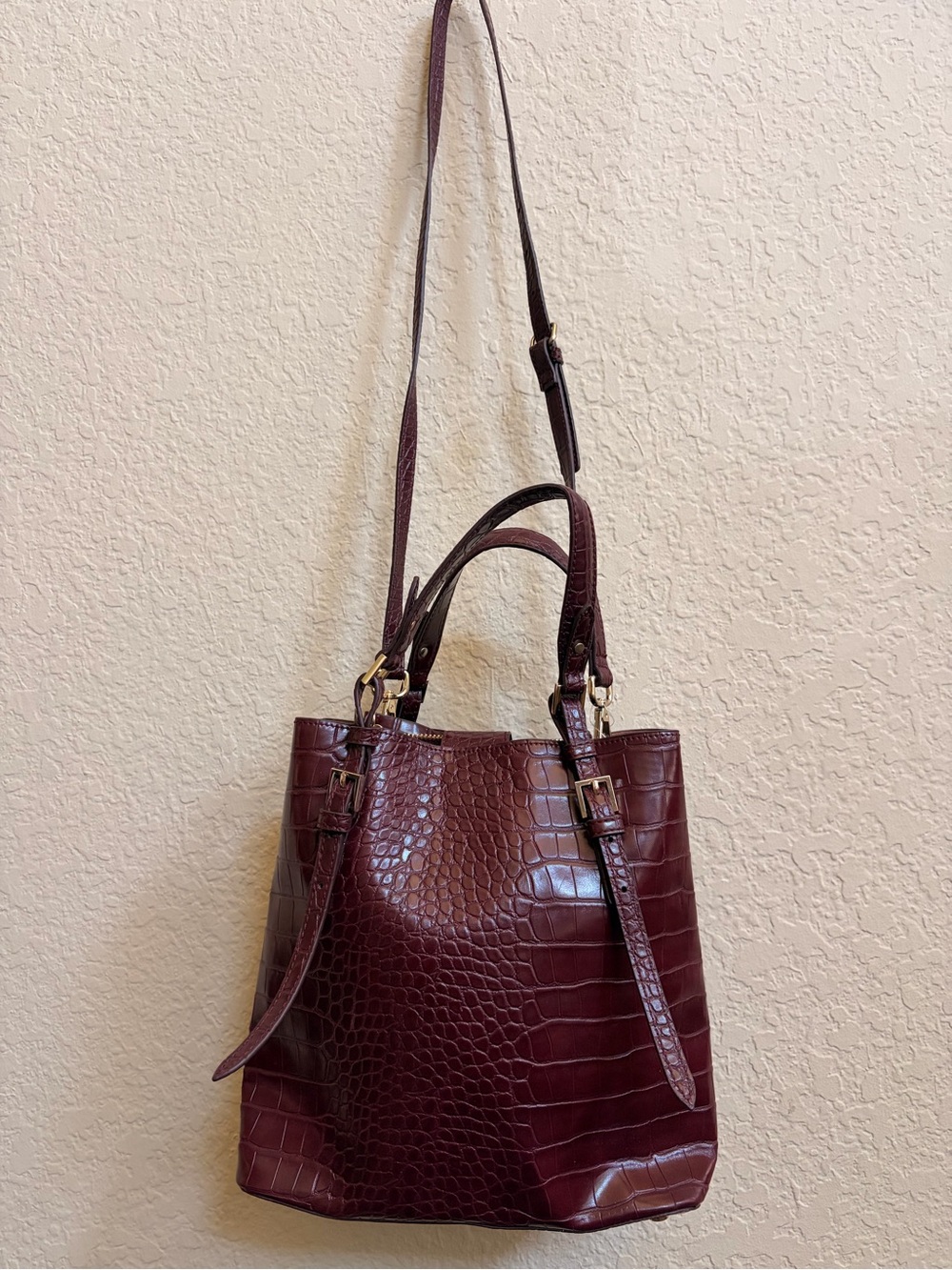 Zara Burgundy Croc-Embossed Shoulder Tote RARE - Picture 6 of 9
